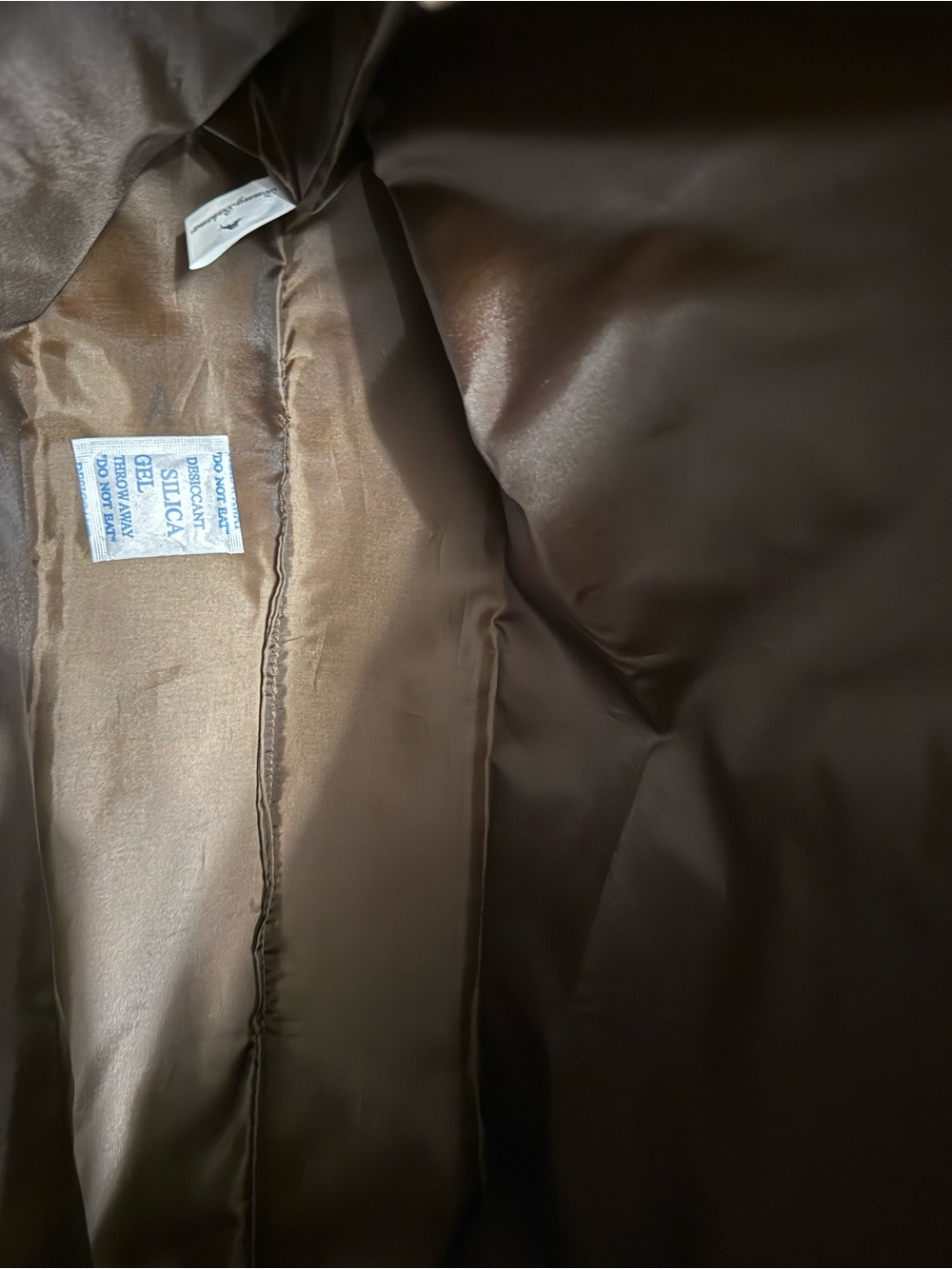 Tommy Bahama NWOT Brown Canvas Weekender Duffel Bag - Picture 4 of 5